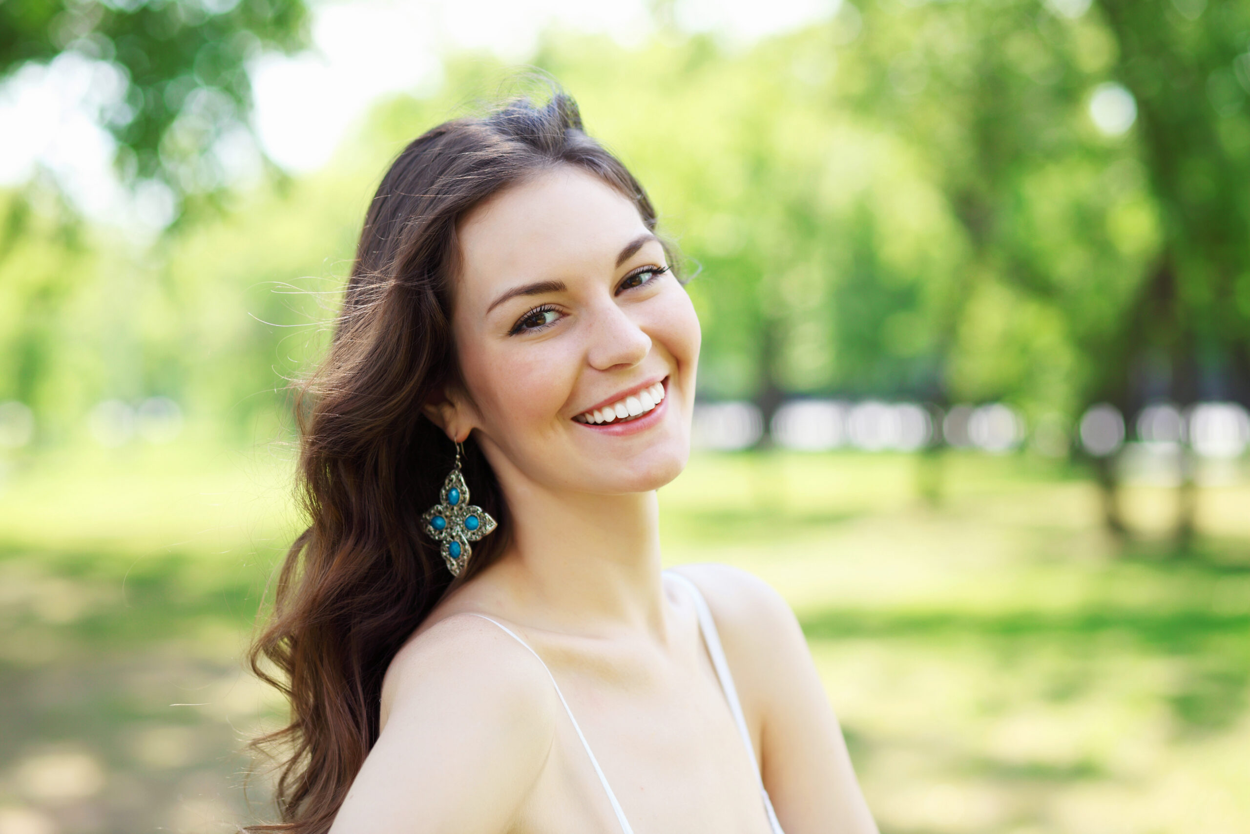Botox vs Fillers: Understanding Wrinkle Reduction vs Volume Restoration for Facial Rejuvenation
