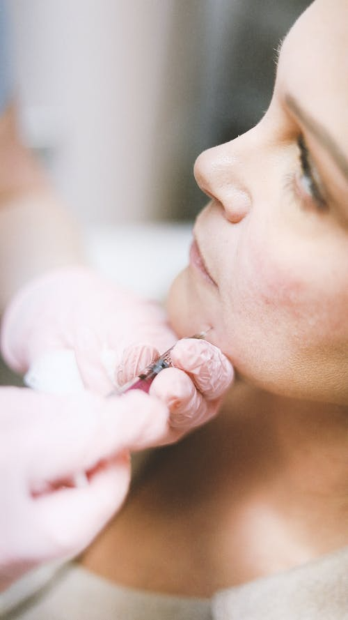 Lip Filler Waterloo – Enhance Your Lips with Natural-Looking Volume and Shape | Waterloo, ON | Sunshine Cosmetic Clinic & Medi Spa