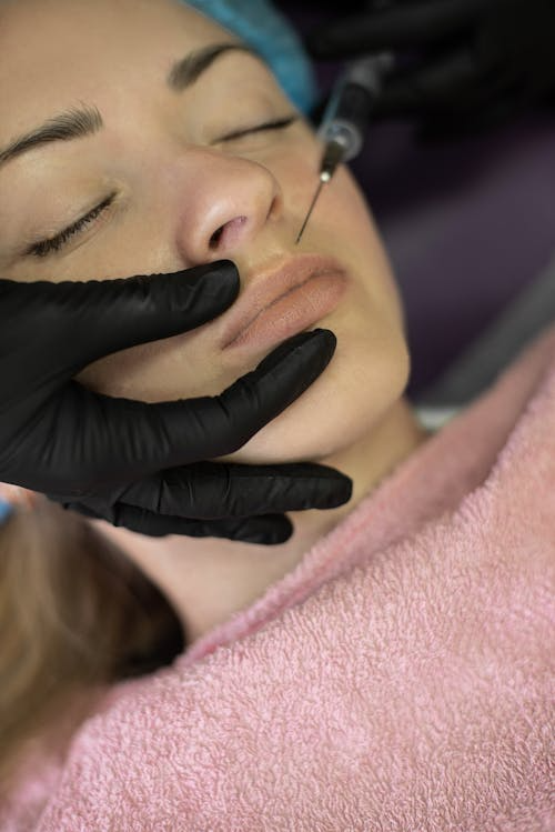 Botox Waterloo – Safe and Effective Anti-Aging Treatment or a Youthful Look | Waterloo, ON | Sunshine Cosmetic Clinic & Medi Spa